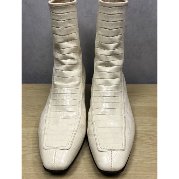AEYDĒ Amelia Size 40 Crocodile-Effect Leather Ankle Boots $495 Value - Picture 4 of 12